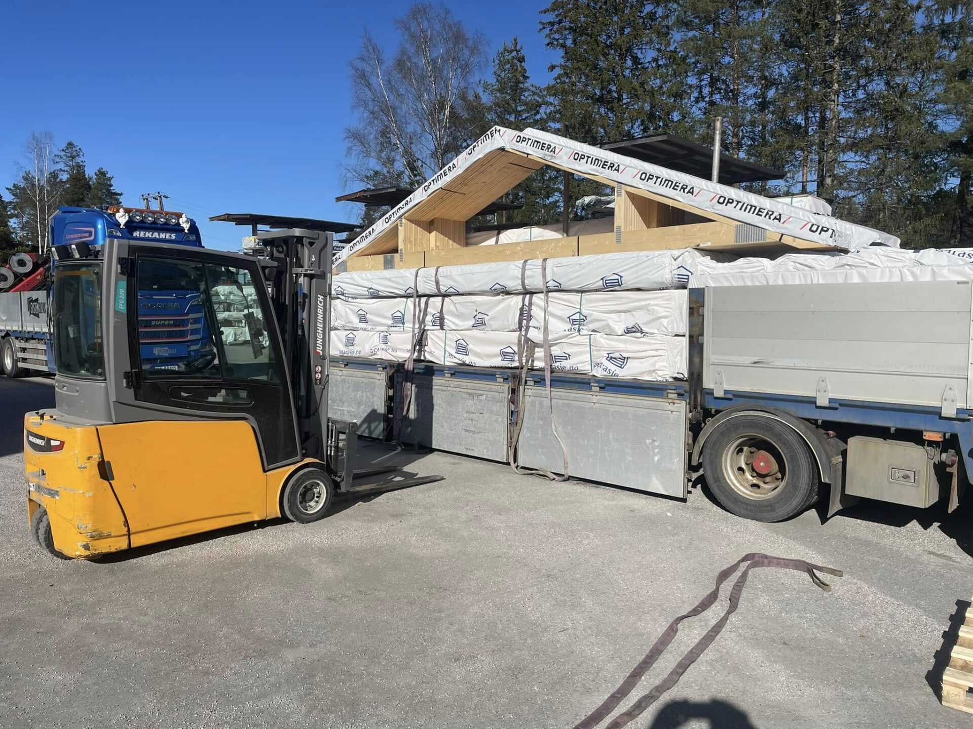 carporten leveres nøkkelferdig